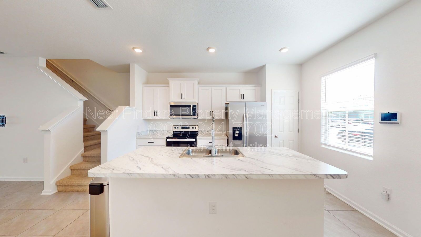 Beautiful townhome for rent in Equinox East property image