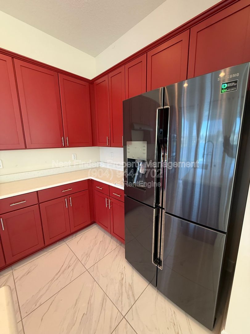 Spacious home for rent in the highly sought-after Celestina community property image