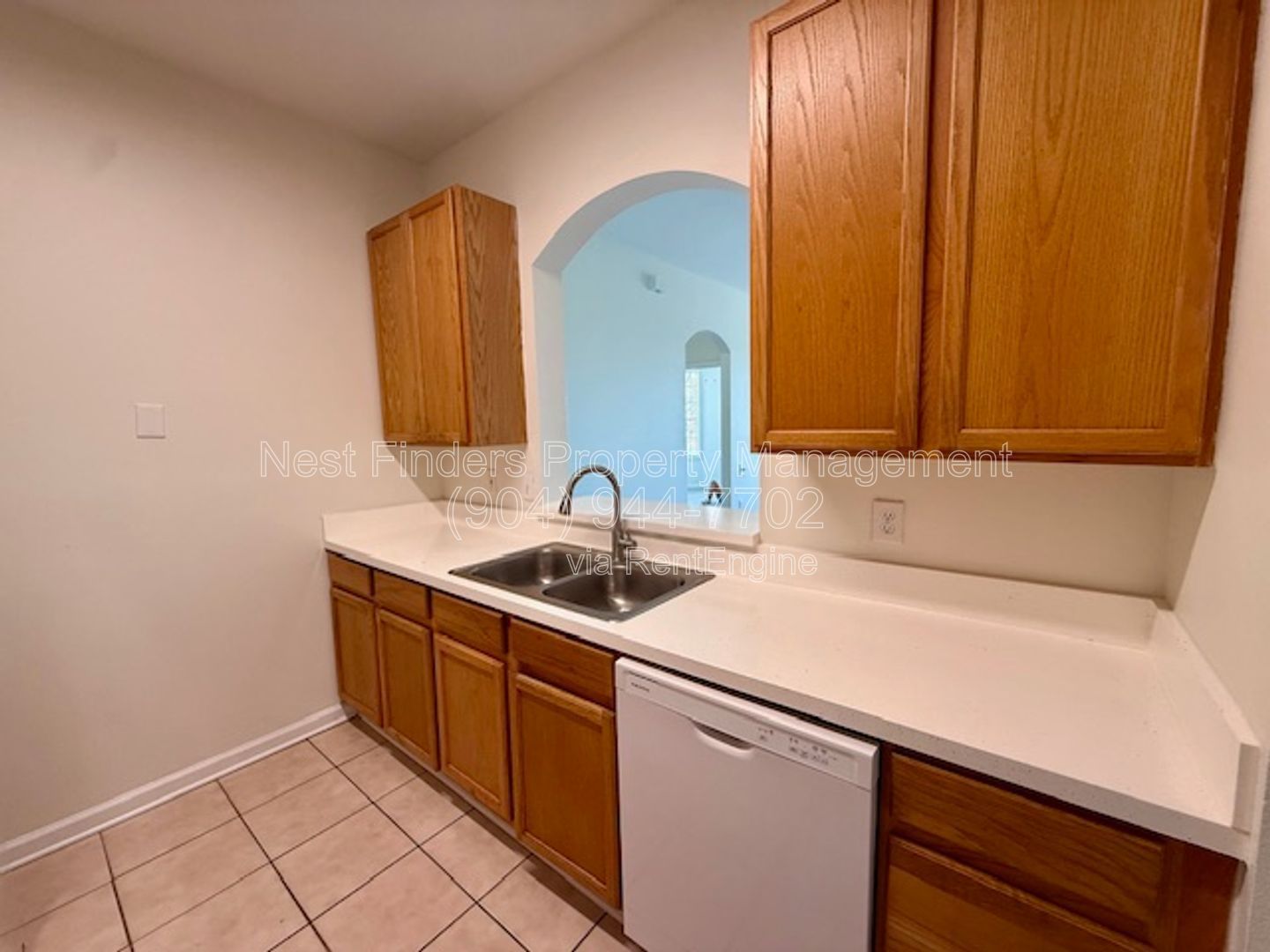 Nice 3-bedroom, 2-bath condo for rent in the gated community of Stonebridge. property image