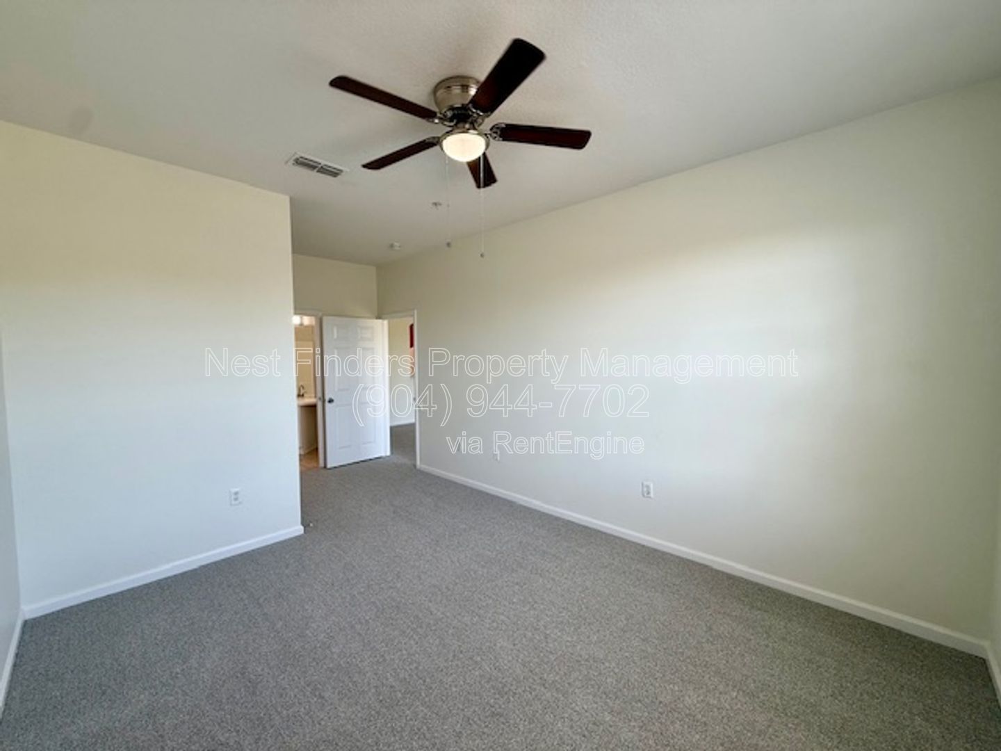 Nice 3-bedroom, 2-bath condo for rent in the gated community of Stonebridge. property image