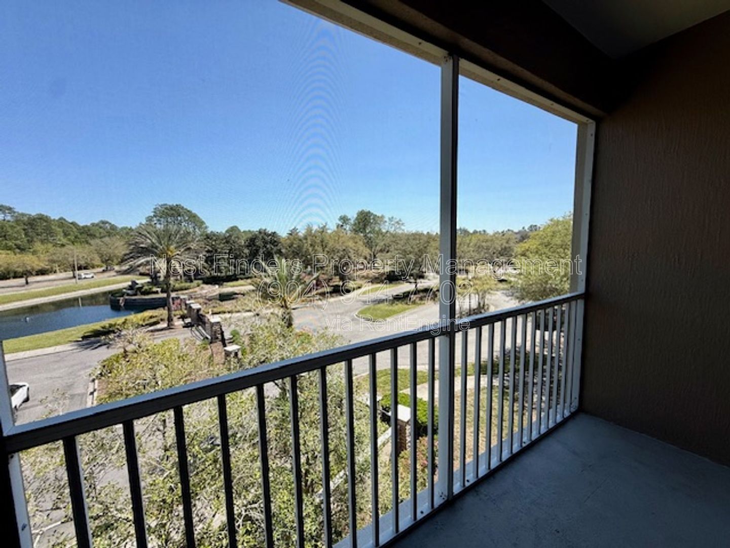 Nice 3-bedroom, 2-bath condo for rent in the gated community of Stonebridge. property image