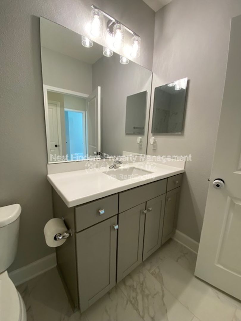 Beautiful 3 bedroom, 2 bathroom home for rent in Pioneer Village in Nocatee! property image