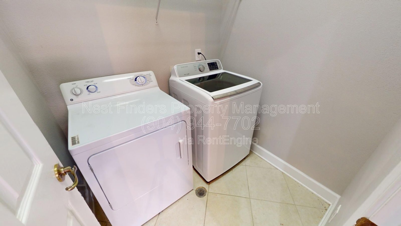 Spacious 3-Bedroom, 3-Bathroom Townhome for Rent in Summerlin! property image