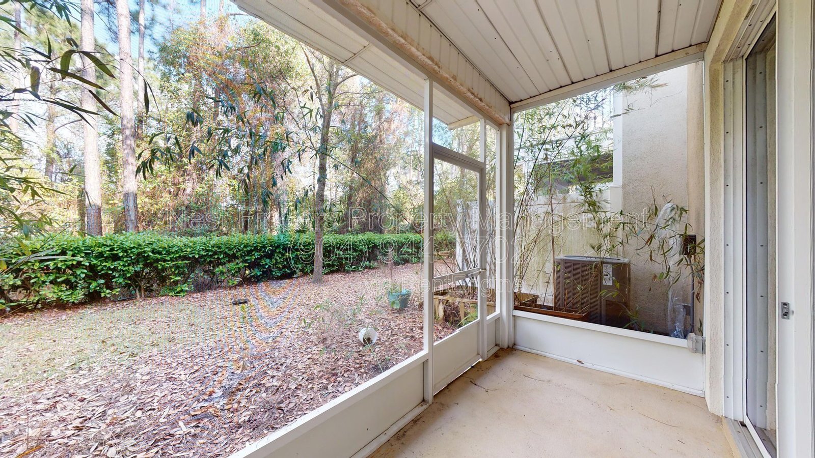 Large 3 story townhome in the heart of the St Johns Town Center! property image