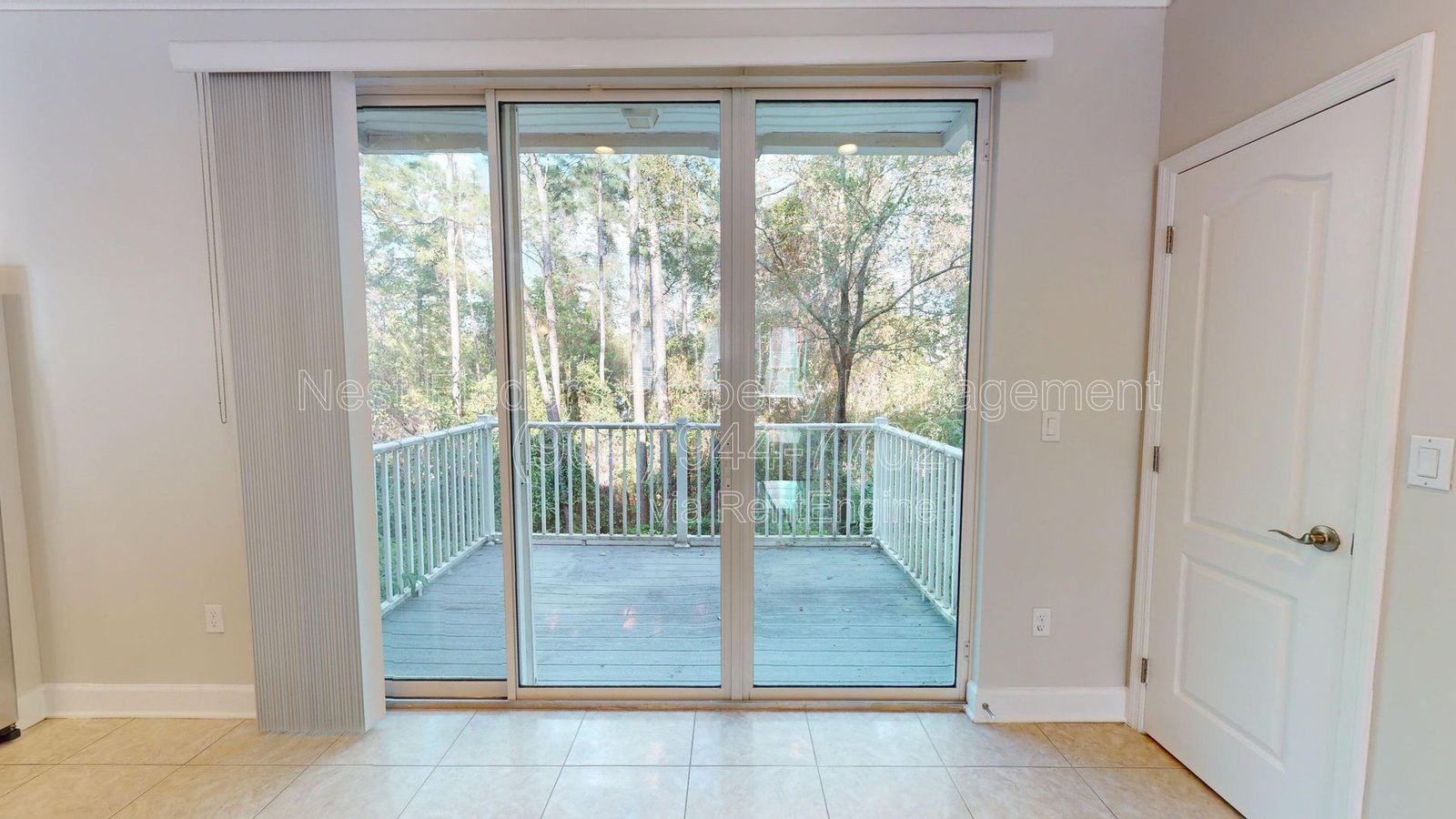 Large 3 story townhome in the heart of the St Johns Town Center! property image