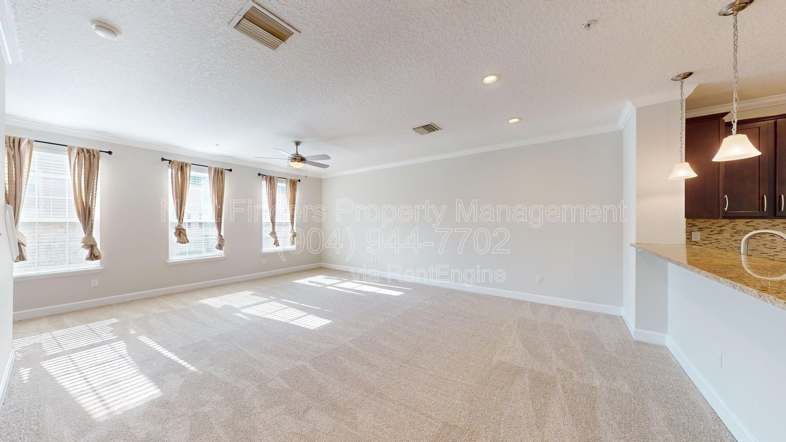 Large 3 story townhome in the heart of the St Johns Town Center! property image
