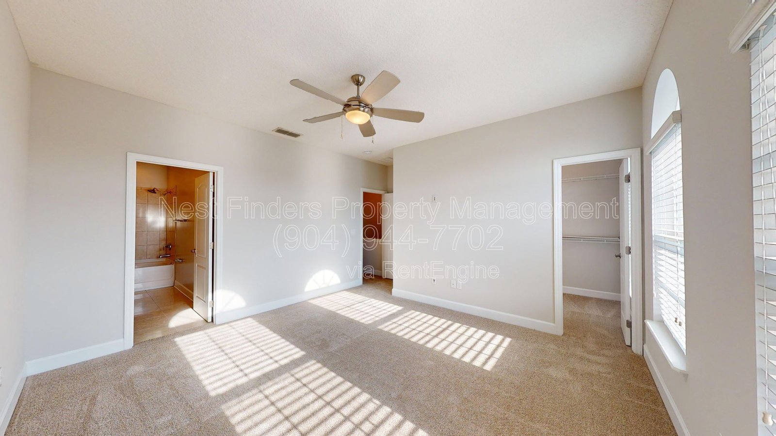 Large 3 story townhome in the heart of the St Johns Town Center! property image