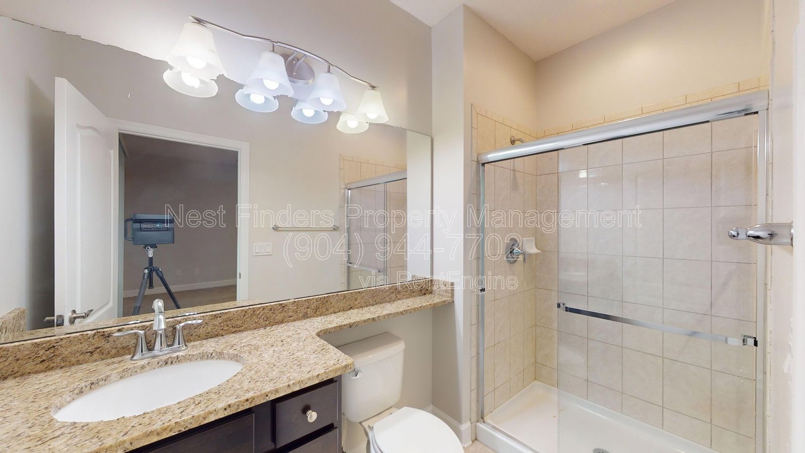 Large 3 story townhome in the heart of the St Johns Town Center! property image