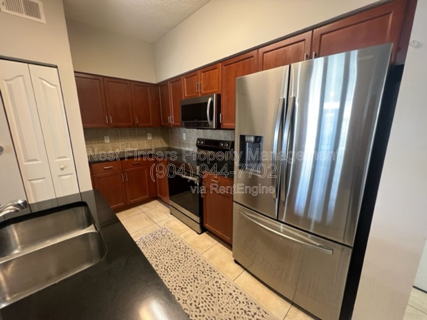 Beautiful 2 bedroom condo available for rent in the St Johns Town Center at Esplanade. property image