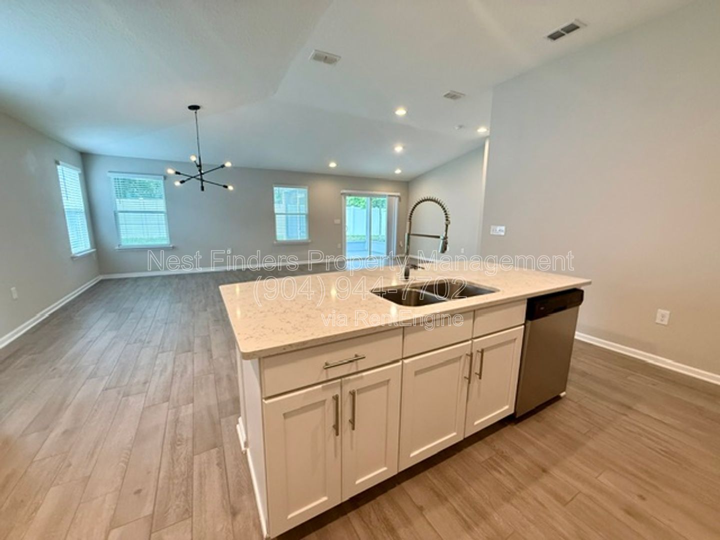 Beautiful 4 bedroom rental available in Alta Lakes! property image