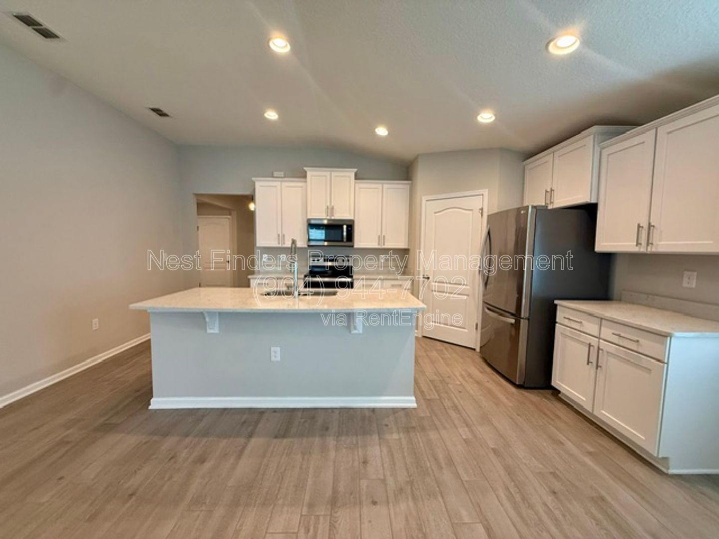 Beautiful 4 bedroom rental available in Alta Lakes! property image