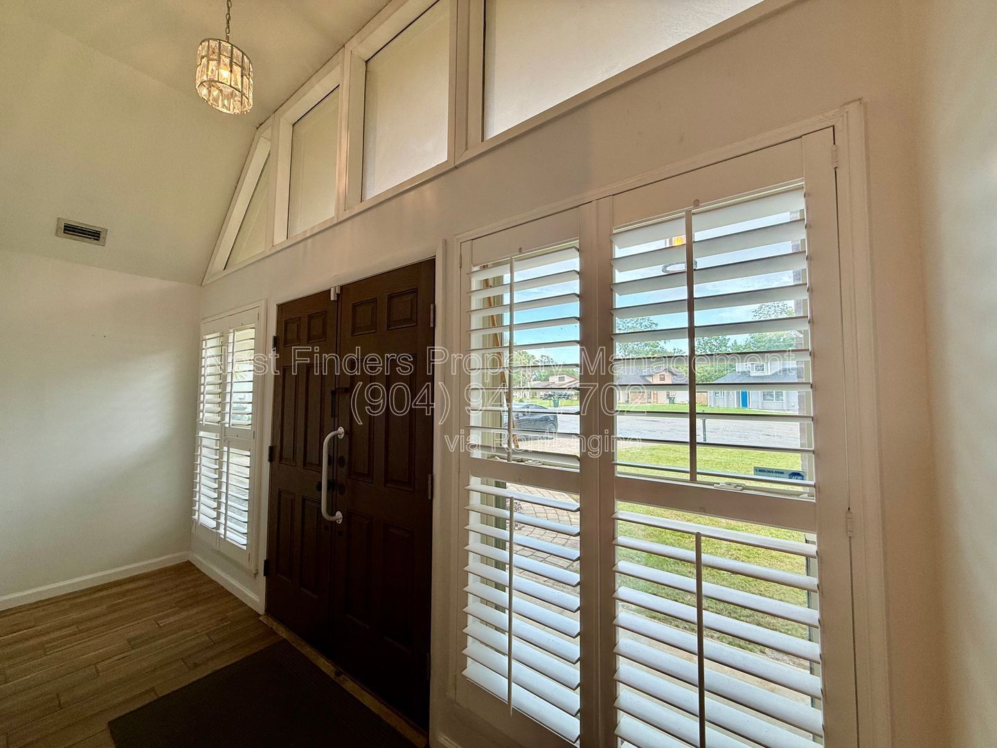 Enjoy a Florida POOL home lifestyle in this beautifully updated, all-brick home tucked away on a cul-de-sac with a FULLY-FENCED yard property image