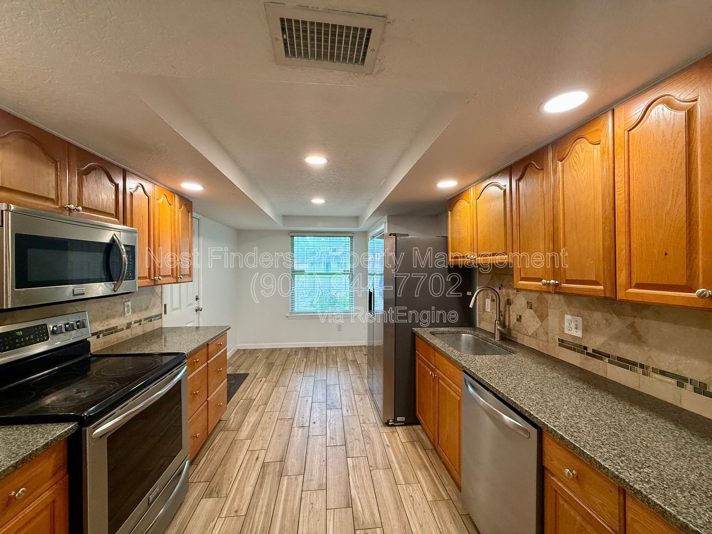 Enjoy a Florida POOL home lifestyle in this beautifully updated, all-brick home tucked away on a cul-de-sac with a FULLY-FENCED yard property image