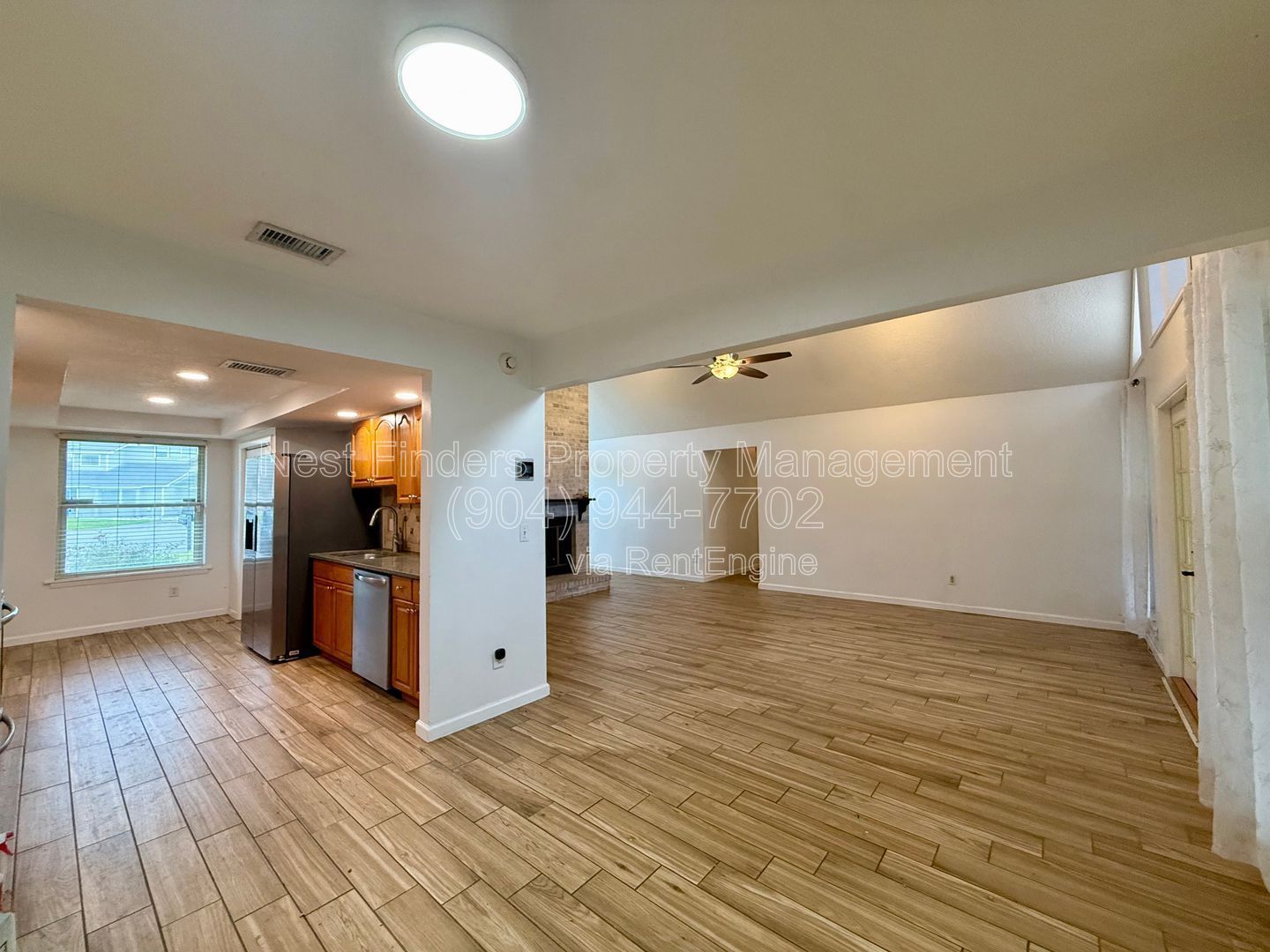 Enjoy a Florida POOL home lifestyle in this beautifully updated, all-brick home tucked away on a cul-de-sac with a FULLY-FENCED yard property image