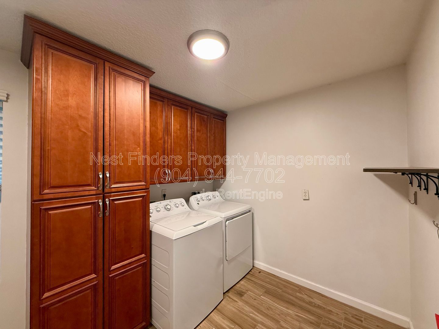 Enjoy a Florida POOL home lifestyle in this beautifully updated, all-brick home tucked away on a cul-de-sac with a FULLY-FENCED yard property image