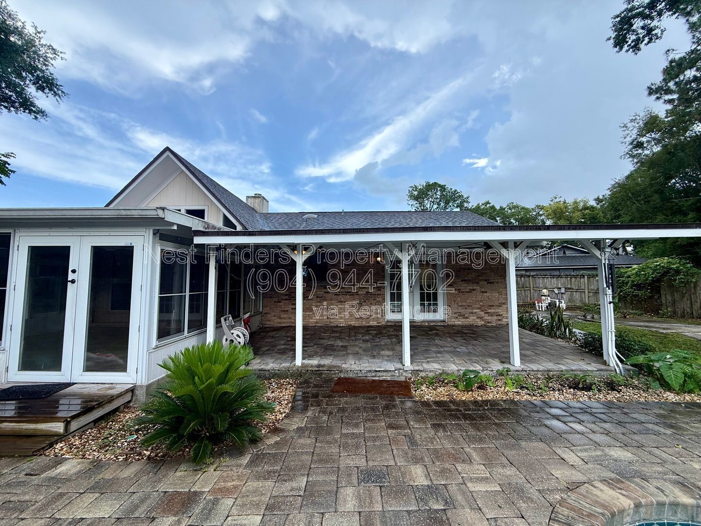 Enjoy a Florida POOL home lifestyle in this beautifully updated, all-brick home tucked away on a cul-de-sac with a FULLY-FENCED yard property image