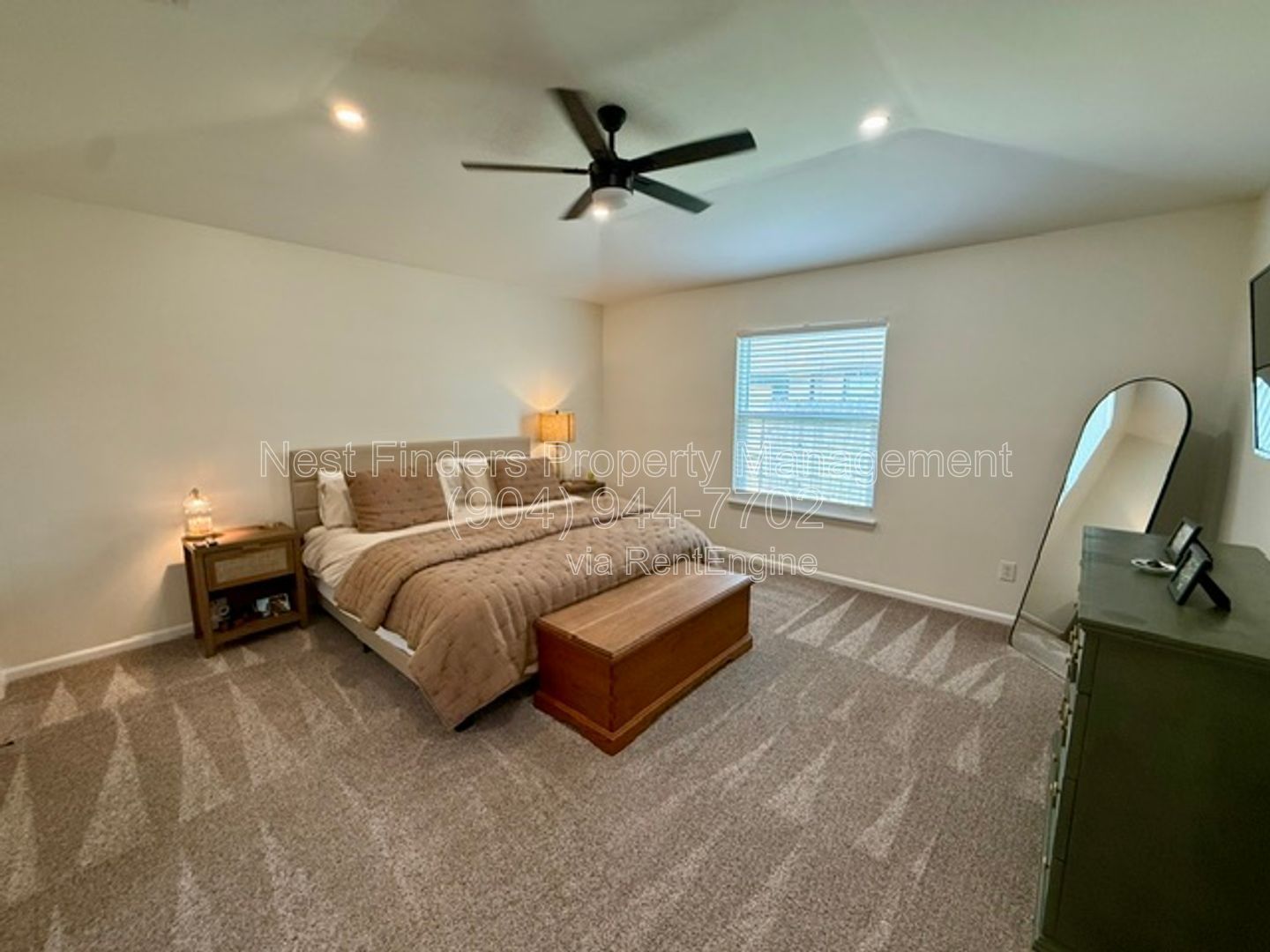 Nice 3 bed + den home rental! property image