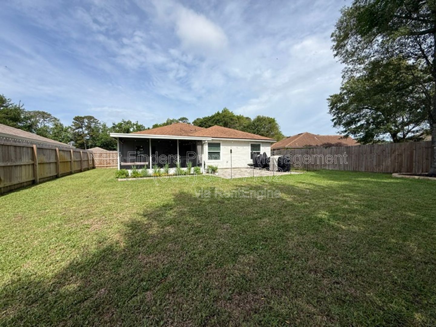Nice 3 bed + den home rental! property image