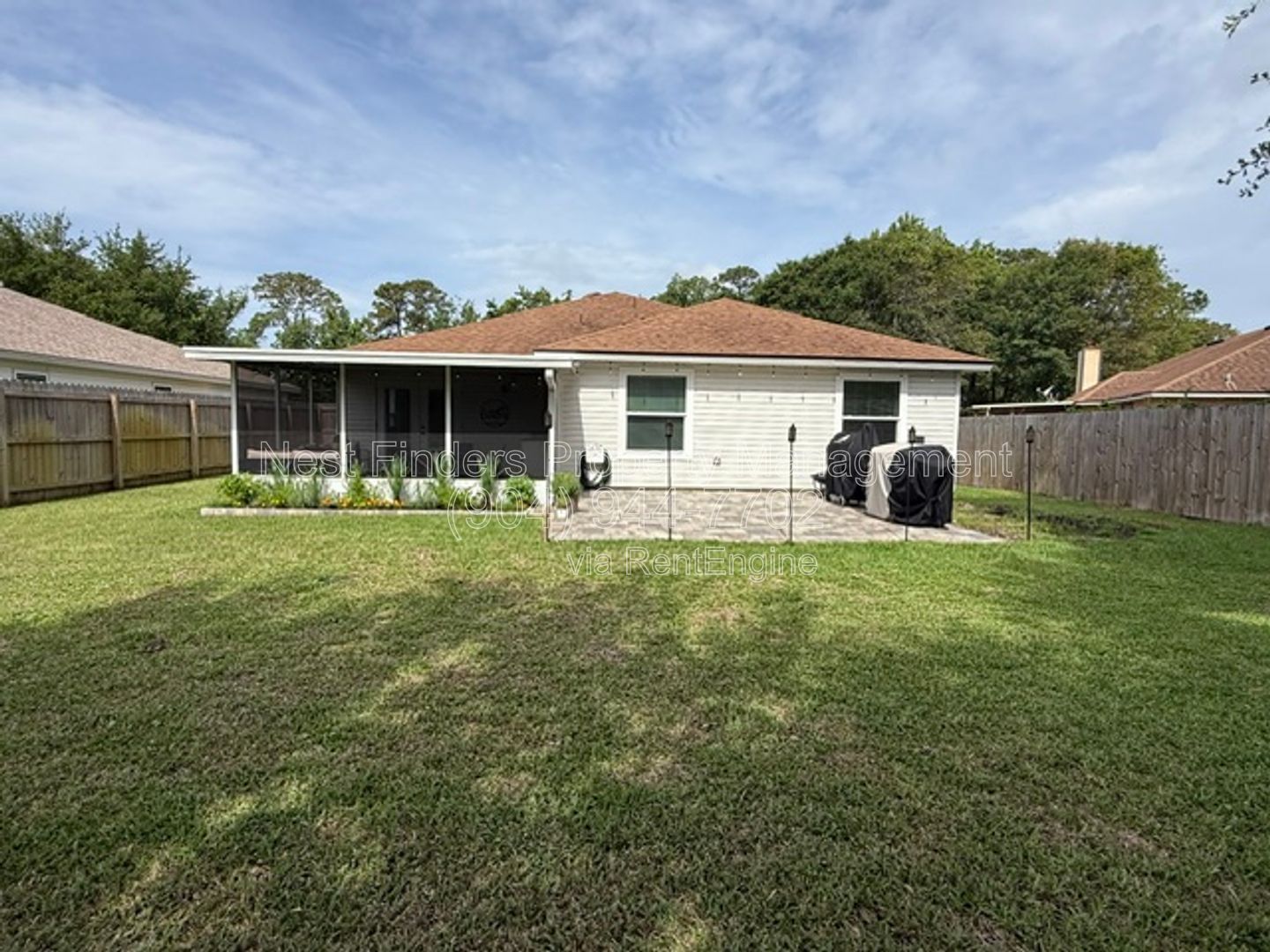 Nice 3 bed + den home rental! property image