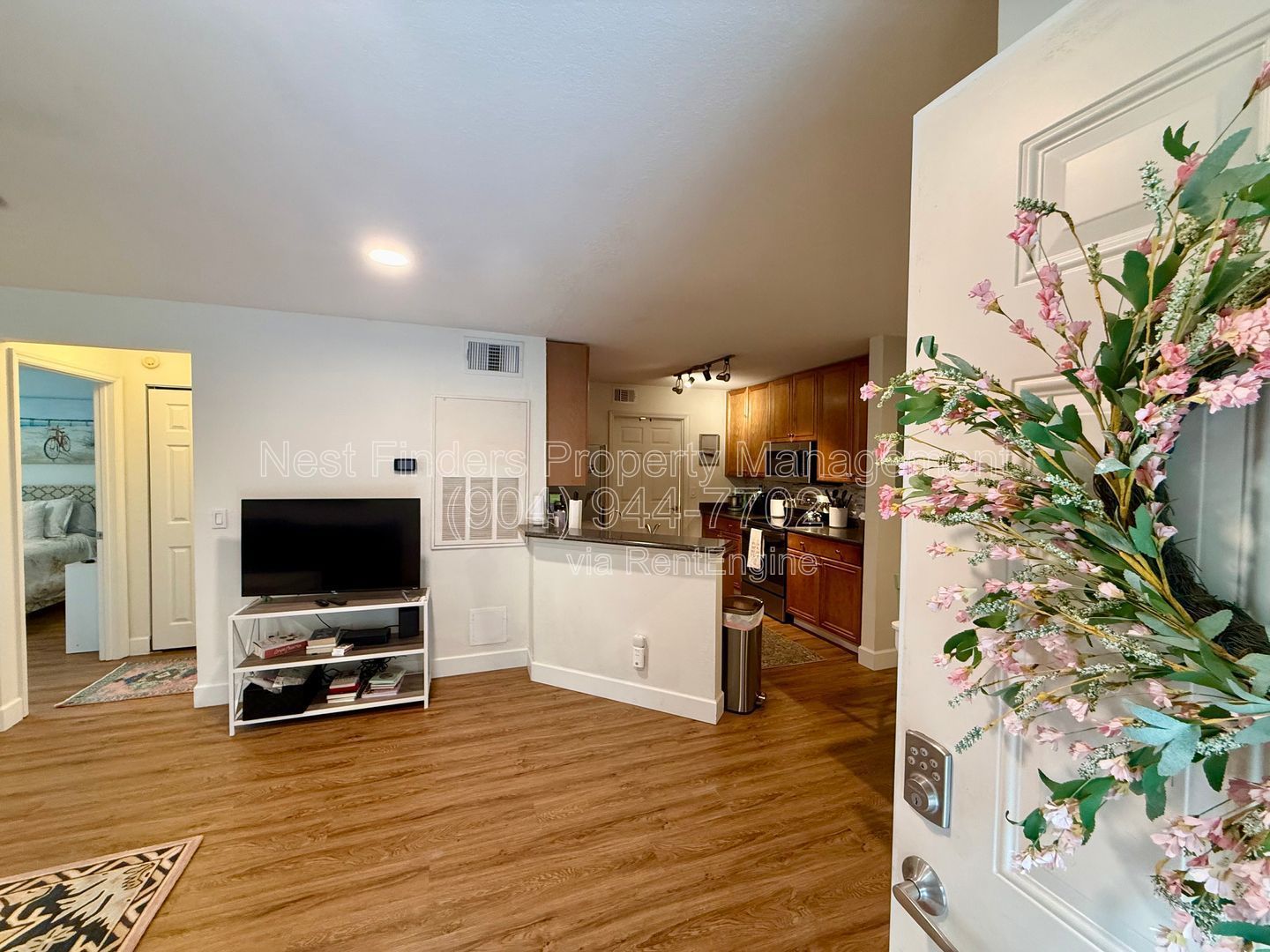 Beautiful 1-bedroom, 1-bathroom ground-floor end-unit condo located in the desirable Ocean Grove community of Ponte Vedra Beach property image
