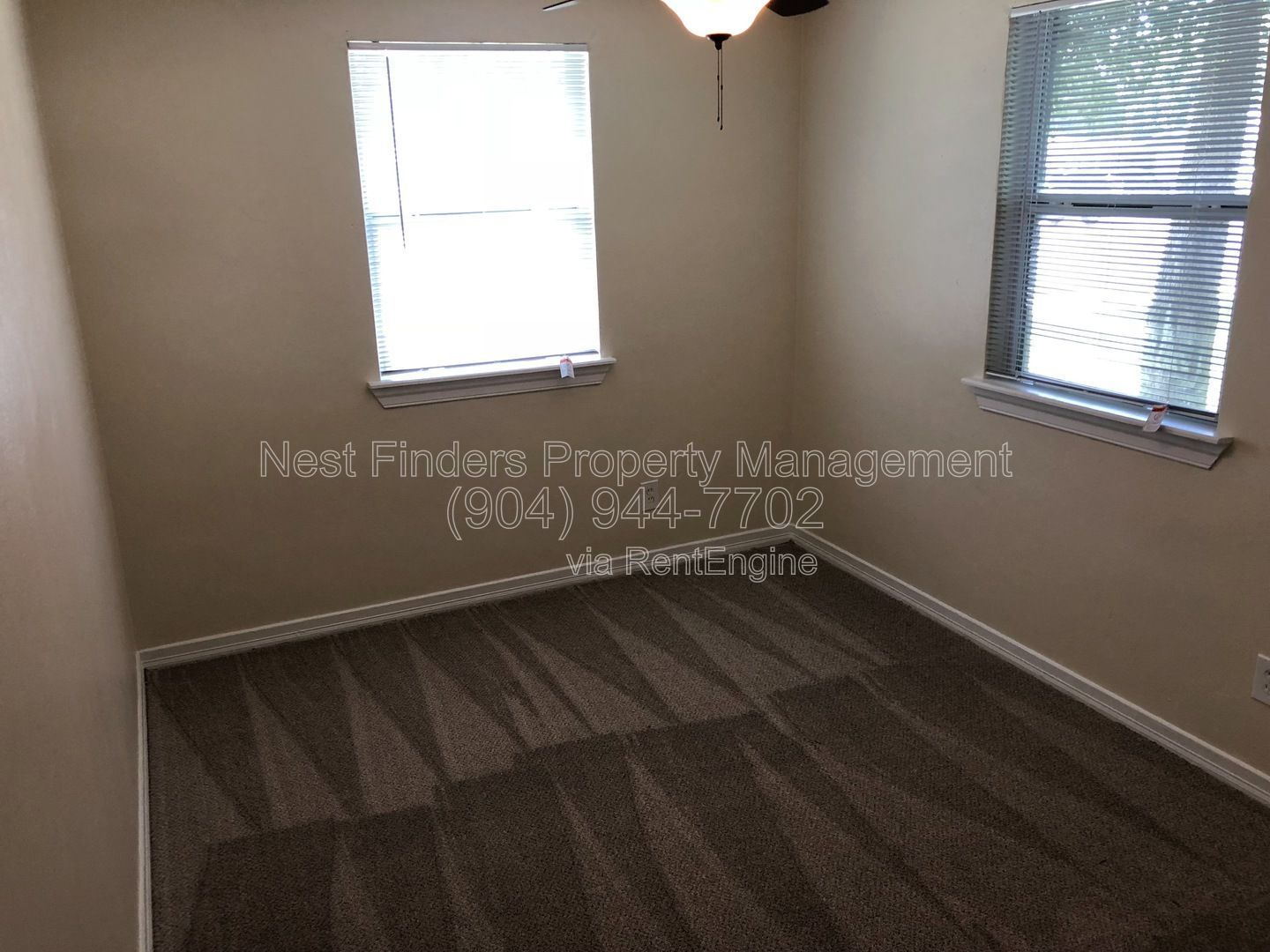 This cozy San Juan duplex is available for immediate move-in! property image
