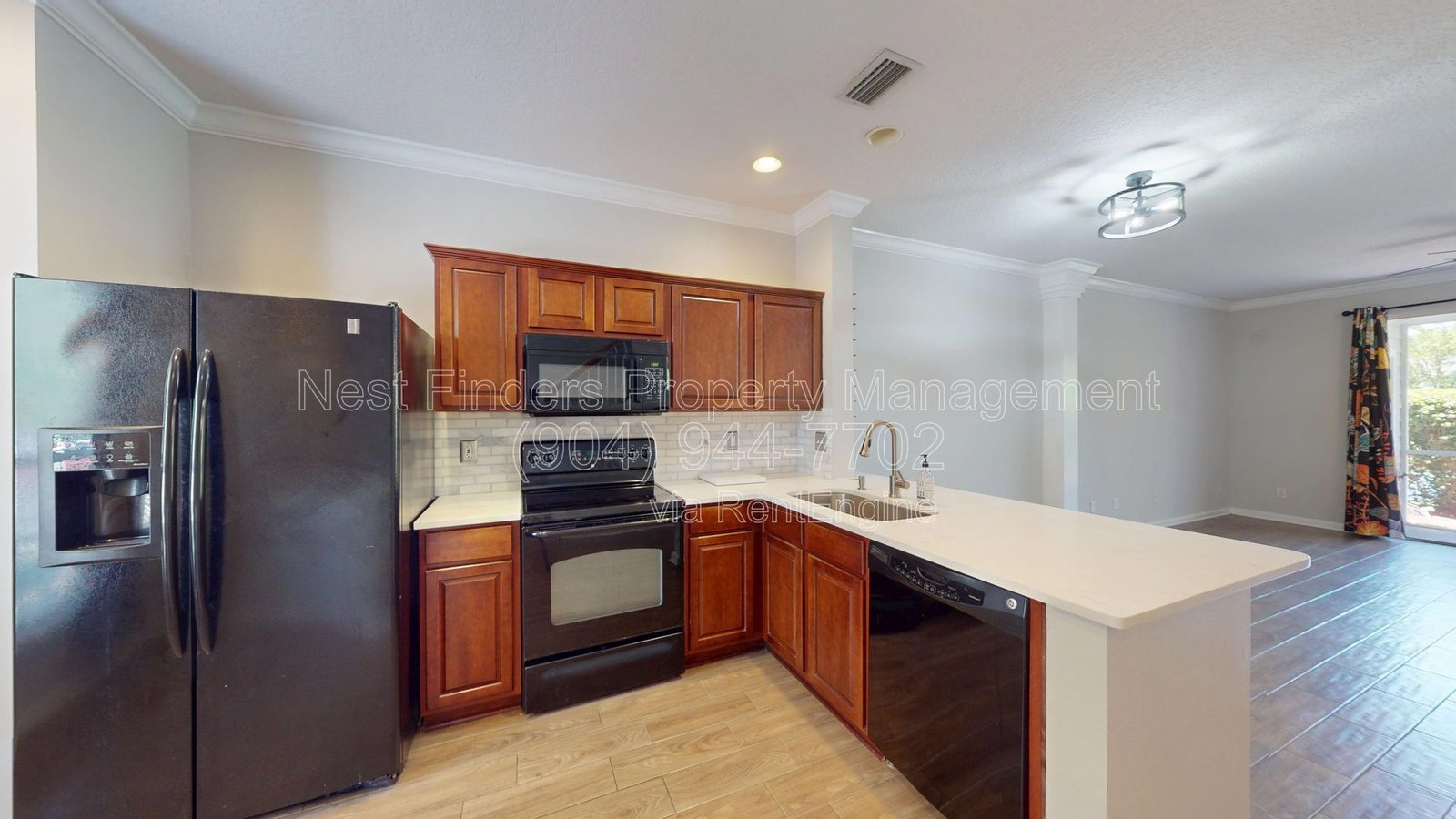 Beautiful 2-bedroom, 2.5-bathroom townhome for rent in the desirable Wolf Creek community! property image