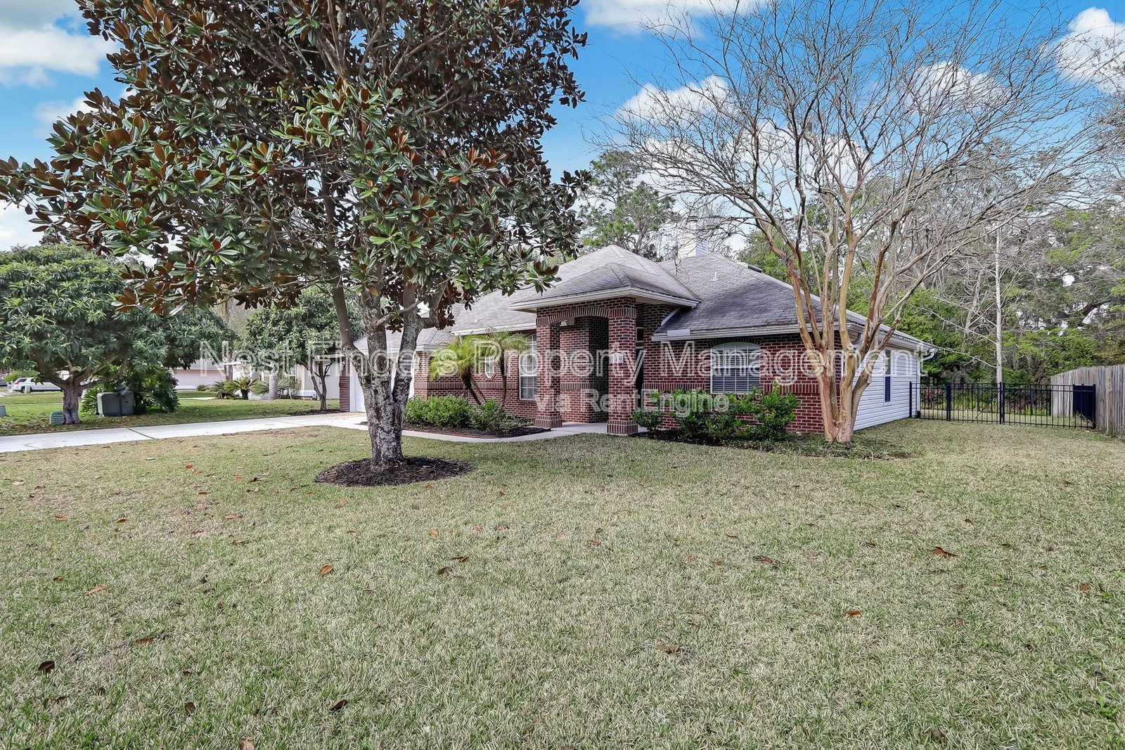 Julington Creek Plantation Beauty!    Great Neighborhood and Schools! property image