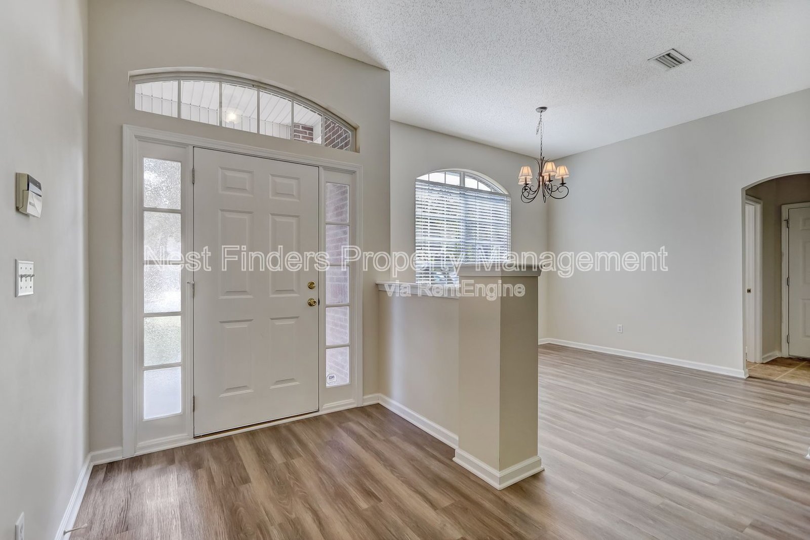 Julington Creek Plantation Beauty!    Great Neighborhood and Schools! property image