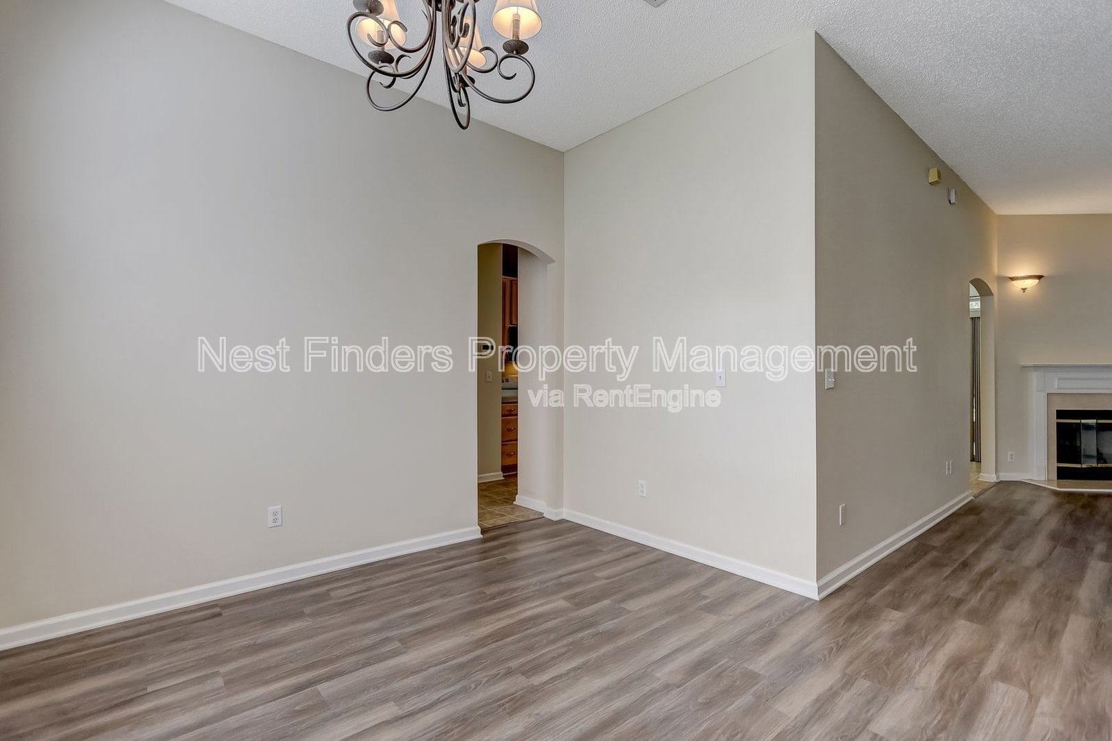 Julington Creek Plantation Beauty!    Great Neighborhood and Schools! property image