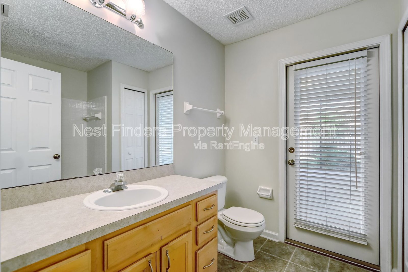 Julington Creek Plantation Beauty!    Great Neighborhood and Schools! property image