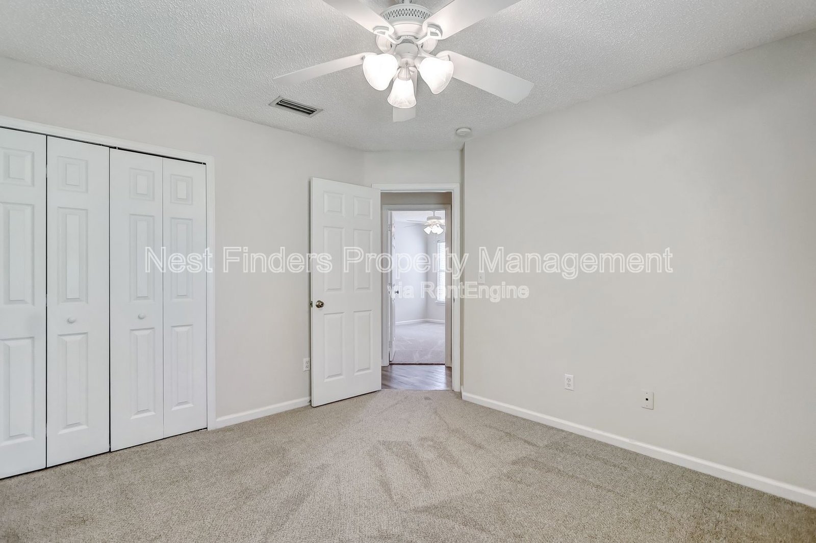 Julington Creek Plantation Beauty!    Great Neighborhood and Schools! property image