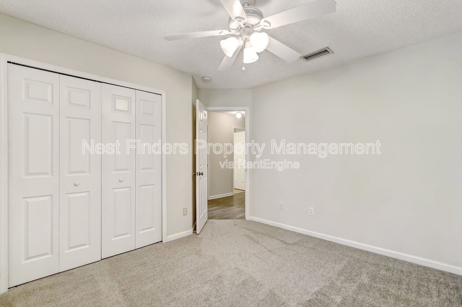 Julington Creek Plantation Beauty!    Great Neighborhood and Schools! property image