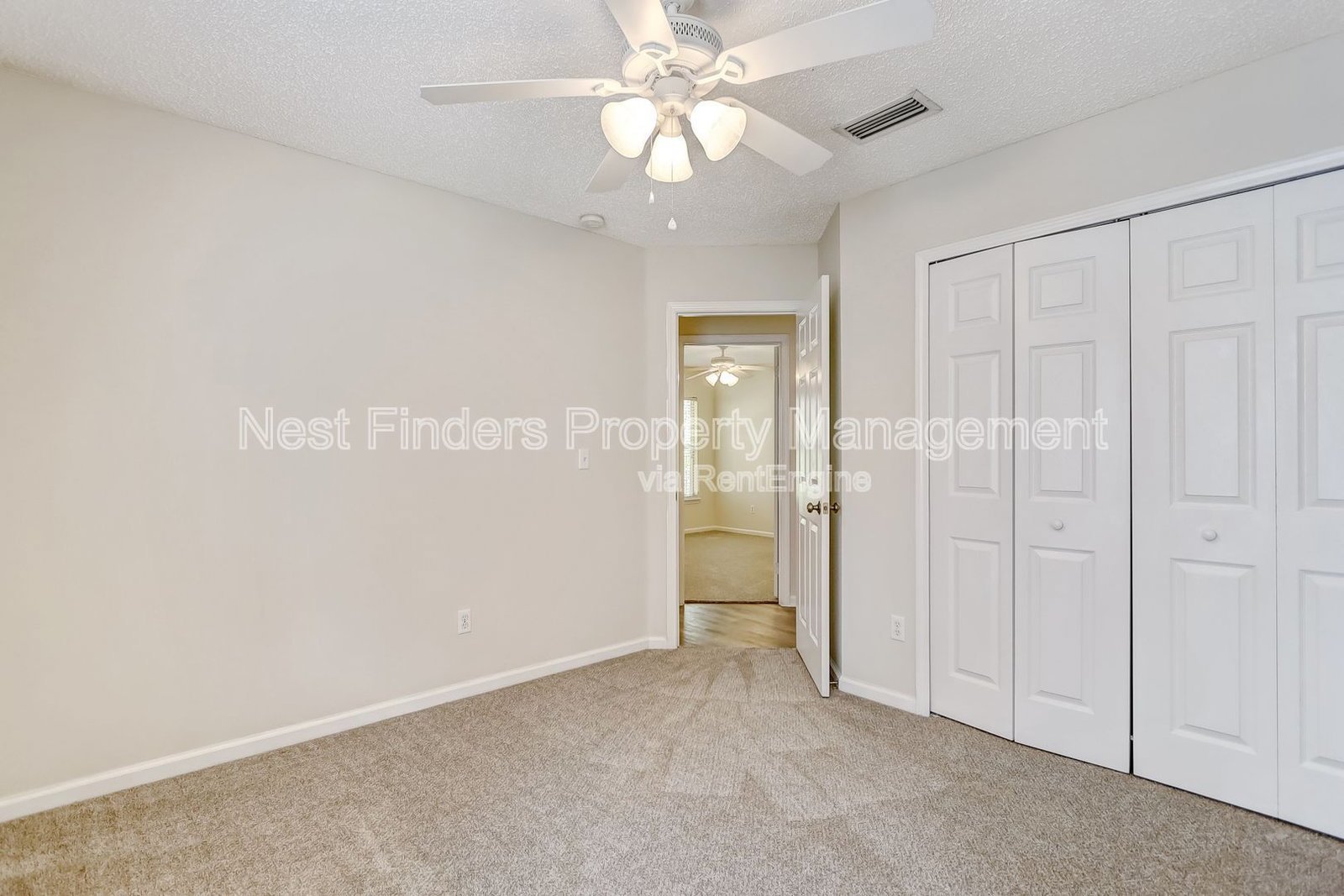 Julington Creek Plantation Beauty!    Great Neighborhood and Schools! property image
