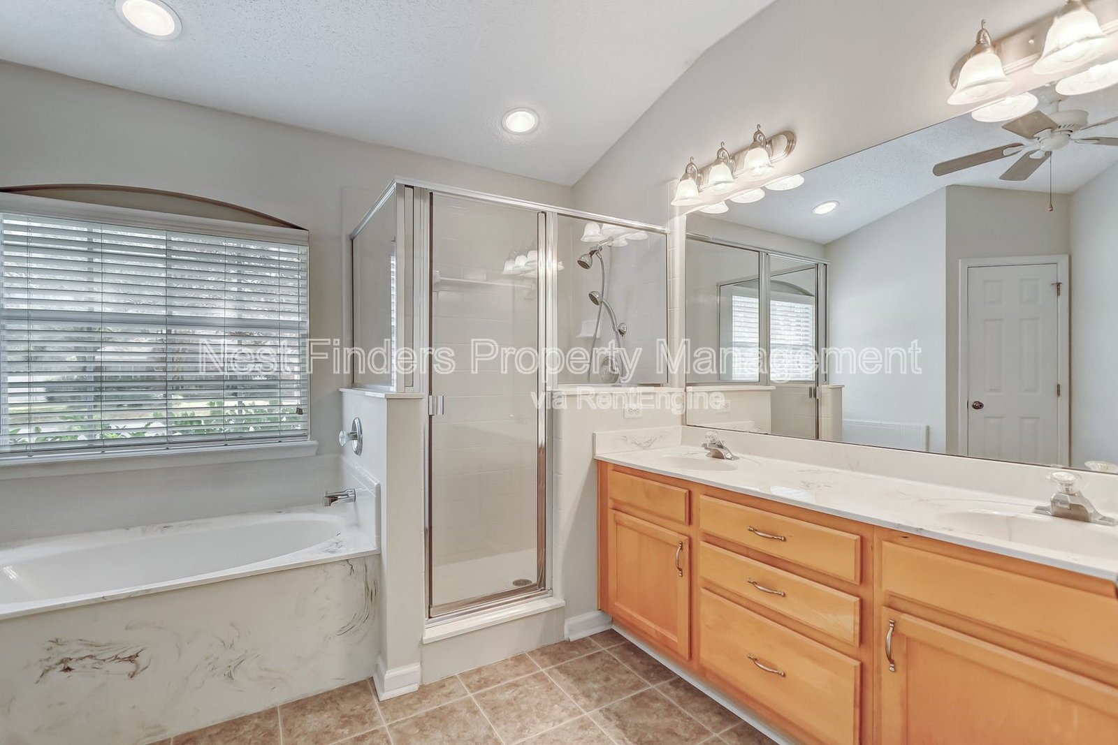Julington Creek Plantation Beauty!    Great Neighborhood and Schools! property image
