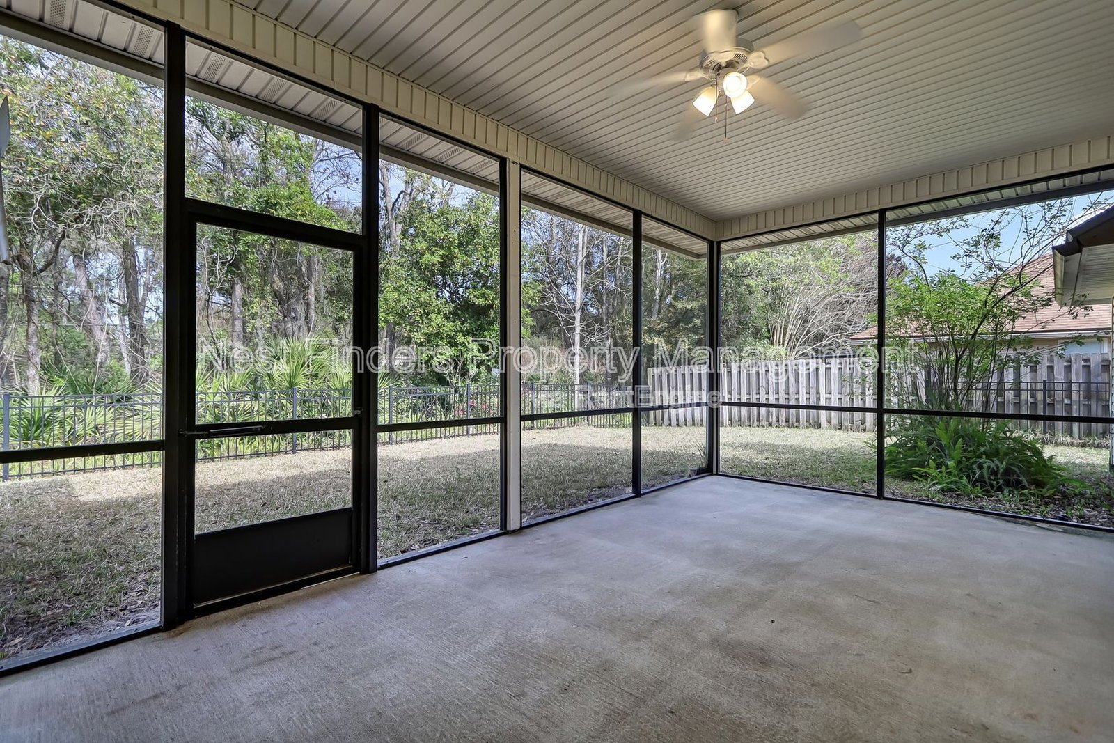 Julington Creek Plantation Beauty!    Great Neighborhood and Schools! property image