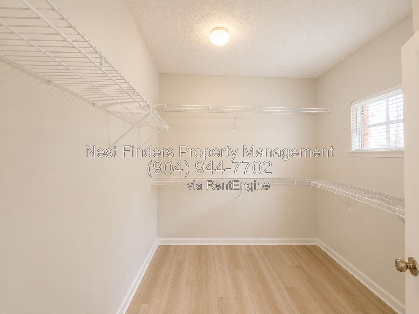 Beautifully updated ground-floor condo in the gated community of Sail Cove at Town Center. property image