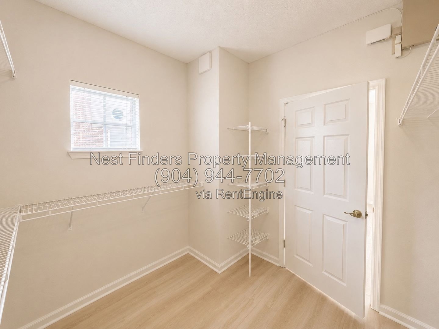 Beautifully updated ground-floor condo in the gated community of Sail Cove at Town Center. property image