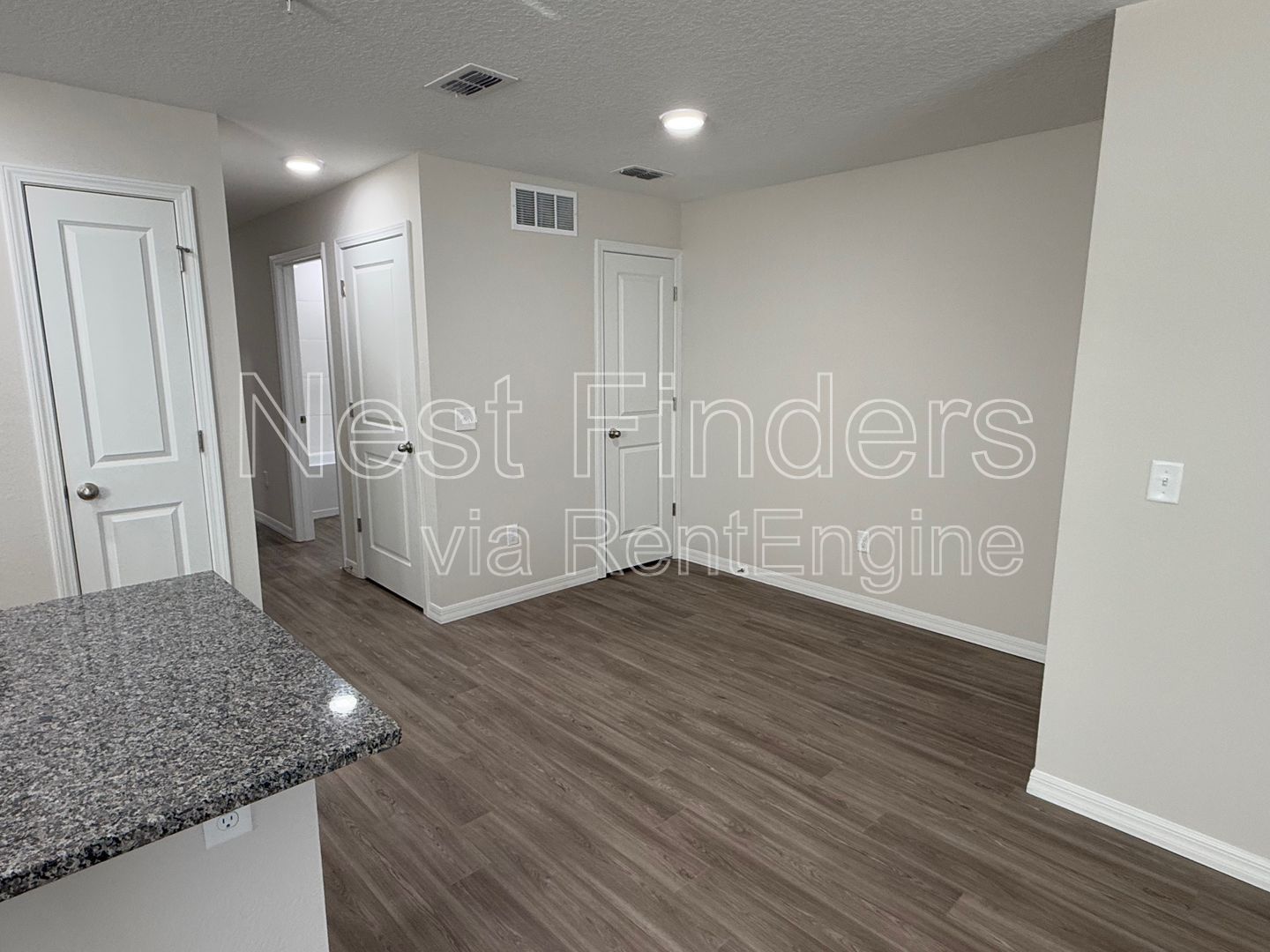 Brand New condo for rent in Mandarin! property image