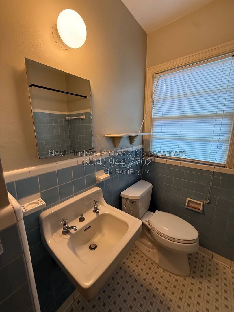 Charming 1-Bedroom Apartment in Historic Riverside property image