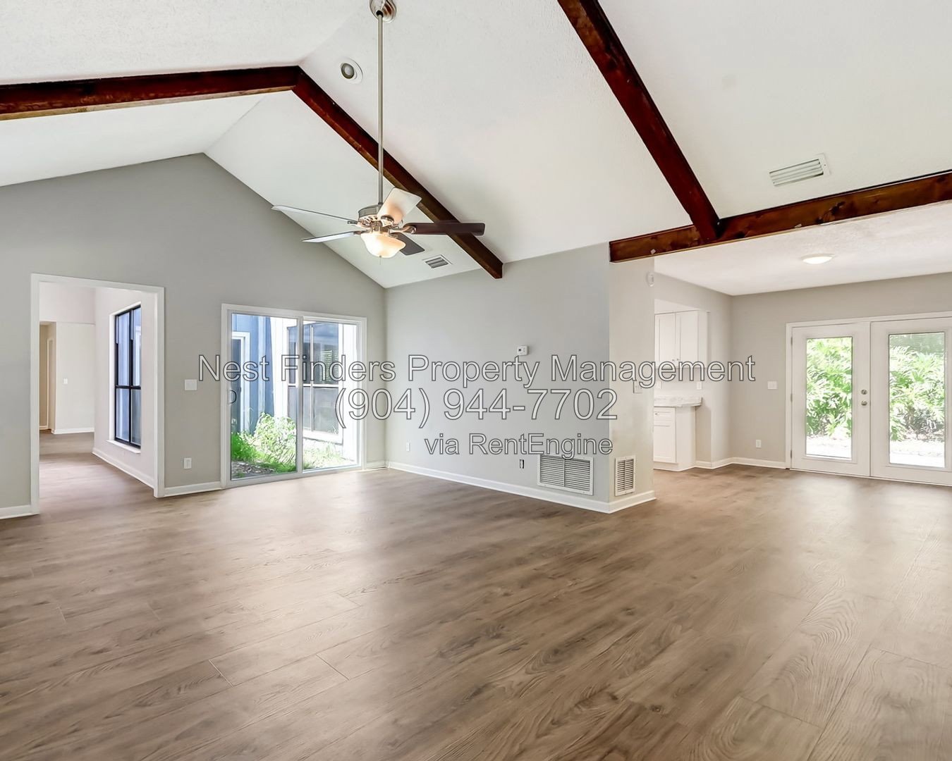 Beautifully redone 4 bedroom, 2 bathroom home for rent in the heart Mandarin! property image