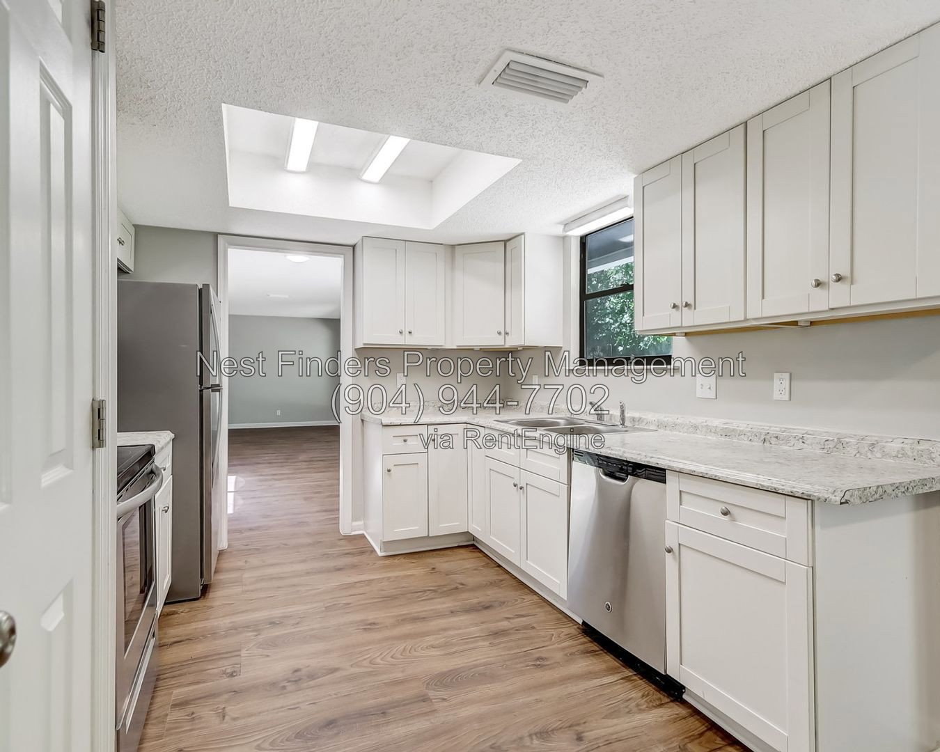 Beautifully redone 4 bedroom, 2 bathroom home for rent in the heart Mandarin! property image
