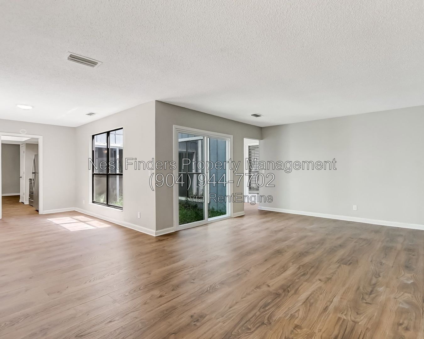Beautifully redone 4 bedroom, 2 bathroom home for rent in the heart Mandarin! property image