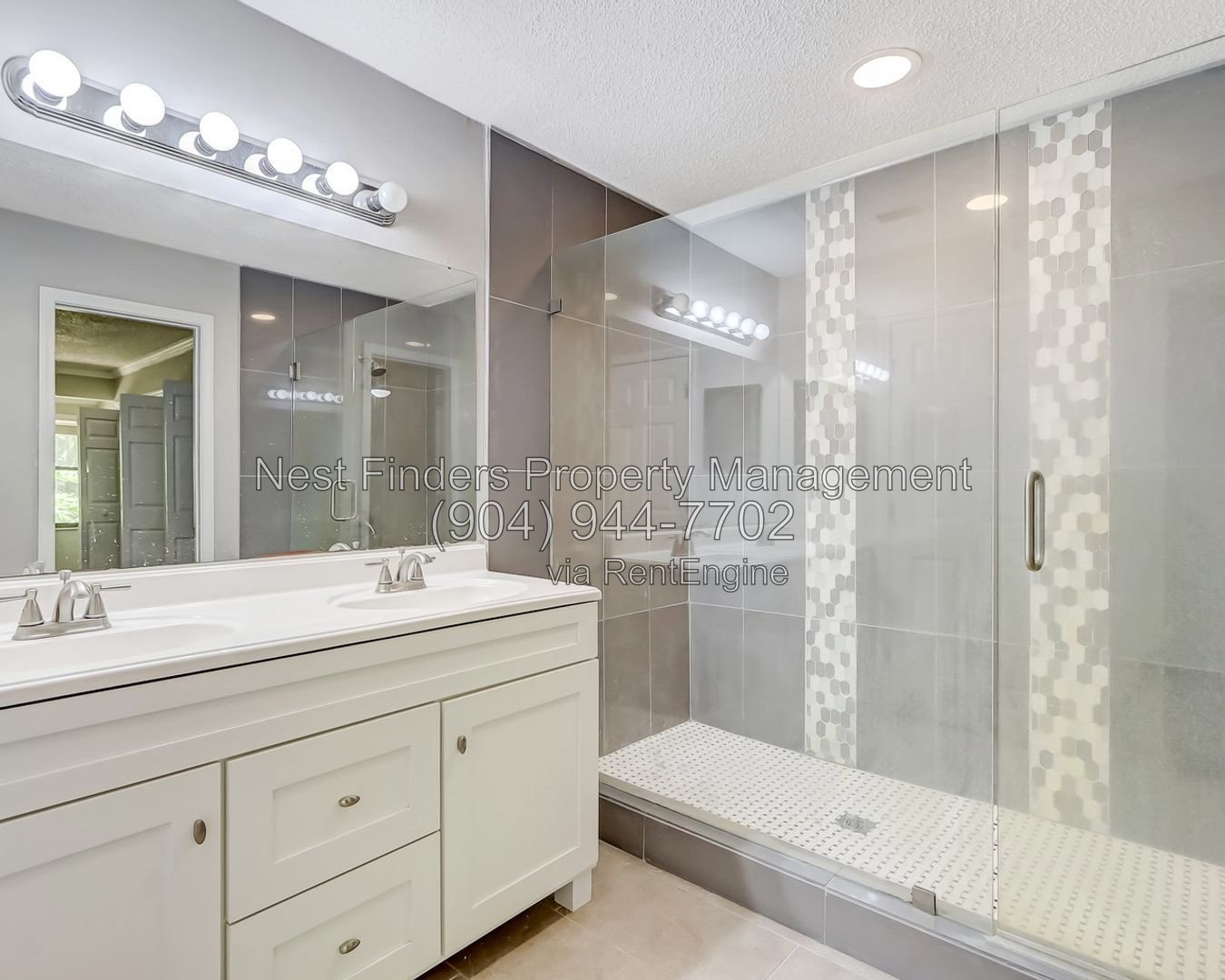 Beautifully redone 4 bedroom, 2 bathroom home for rent in the heart Mandarin! property image