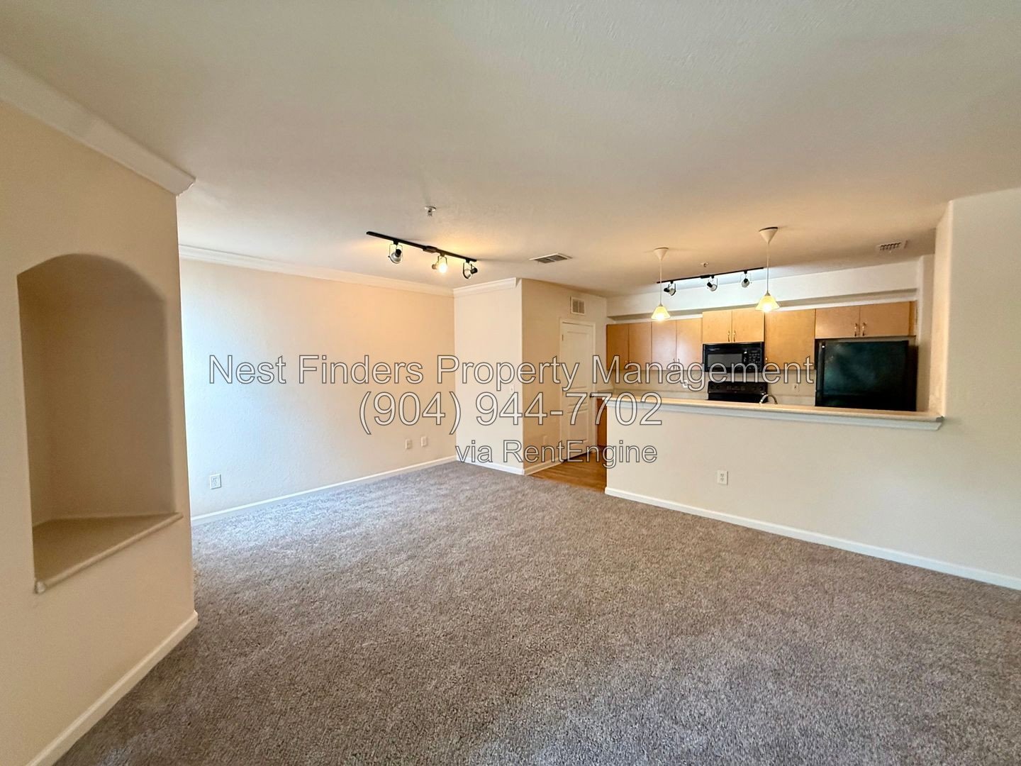Nice 2 bedroom, 2 bathroom condo for rent in the Gardens of Bridgehampton property image