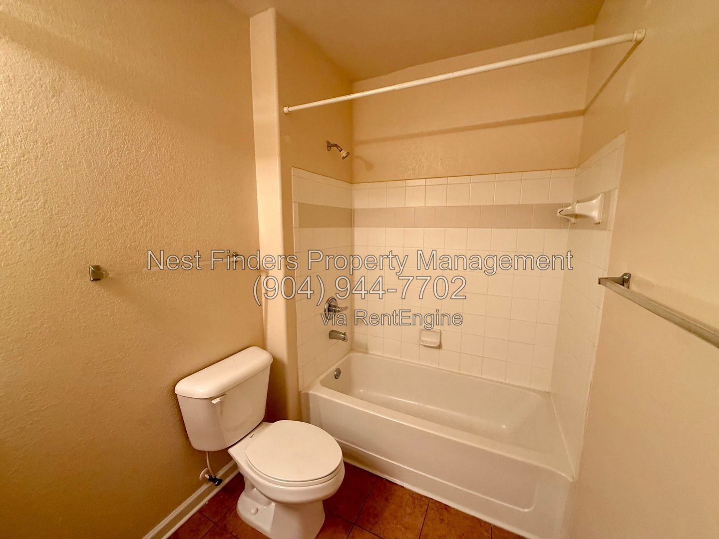 Nice 2 bedroom, 2 bathroom condo for rent in the Gardens of Bridgehampton property image