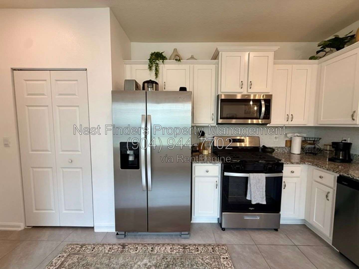 Beautiful 3-Bedroom Townhome for Rent in Waterford Lakes at Silverleaf! property image