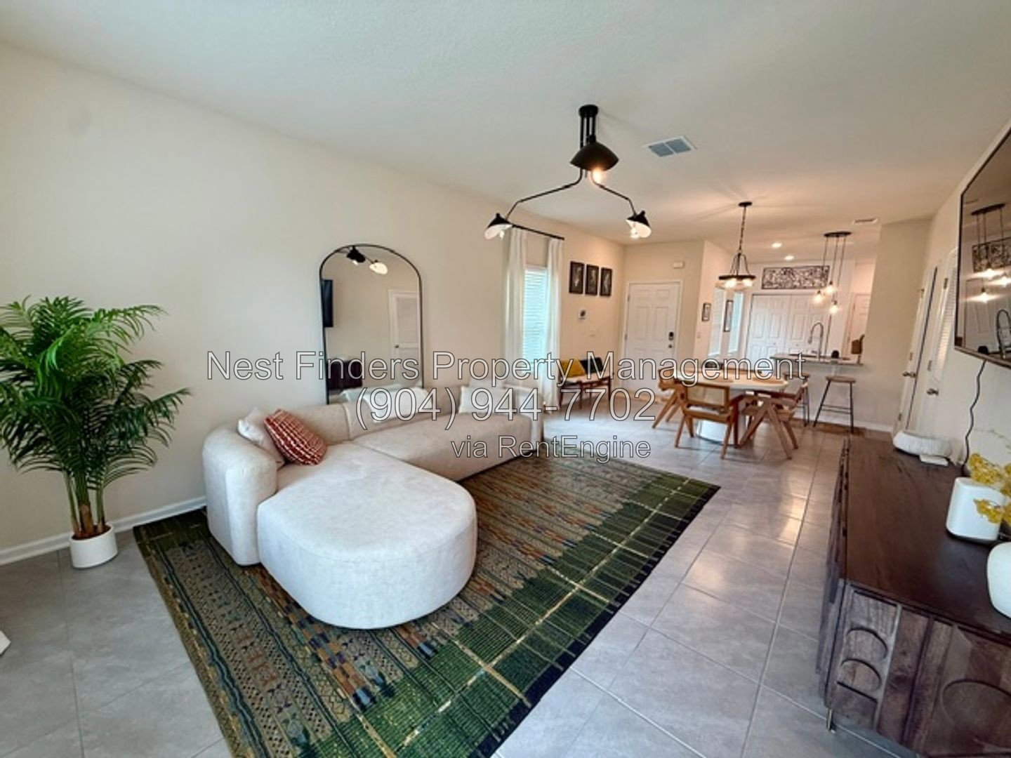 Beautiful 3-Bedroom Townhome for Rent in Waterford Lakes at Silverleaf! property image