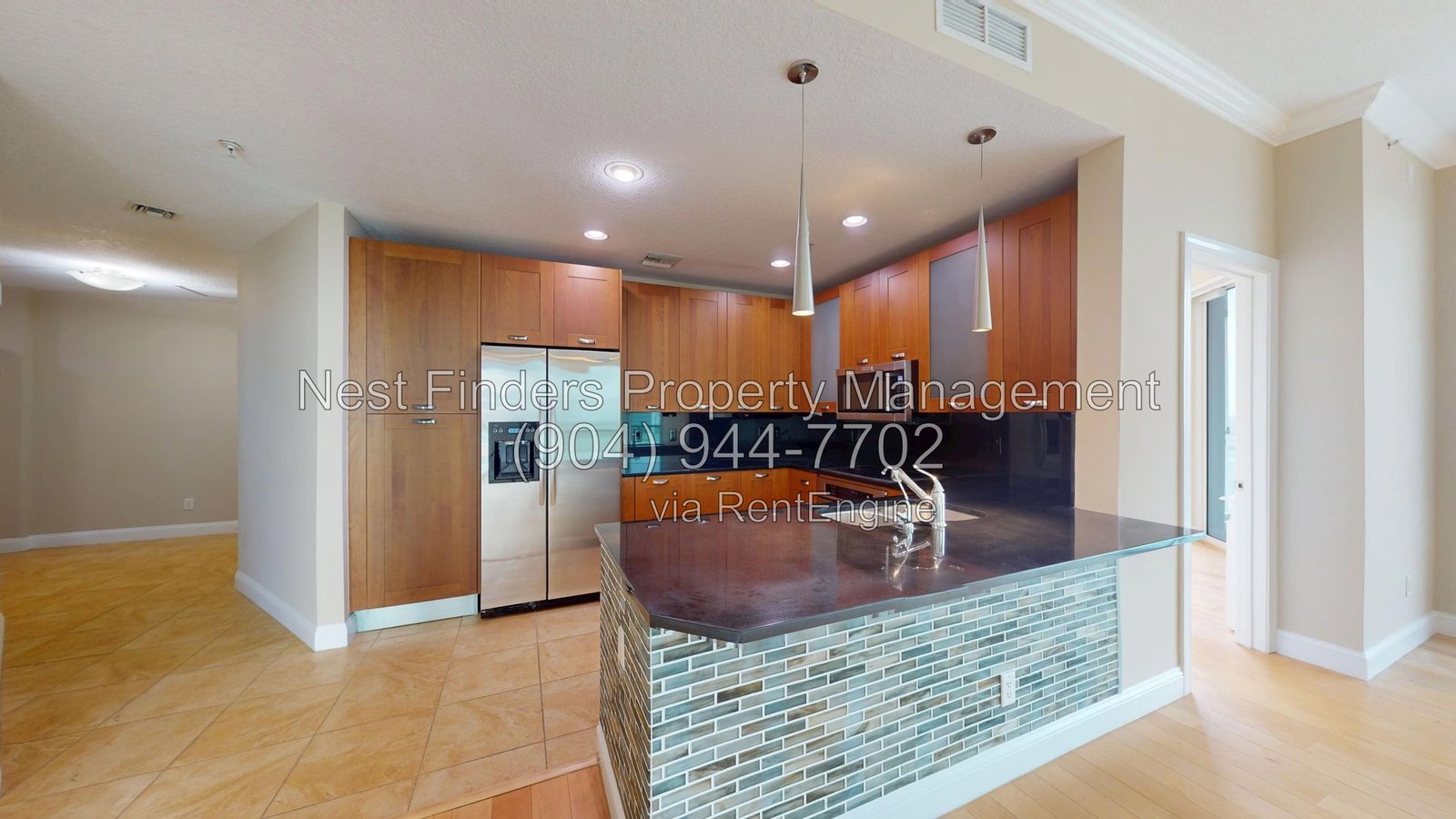 Luxury Corner Condo with Panoramic City Views at The Peninsula property image