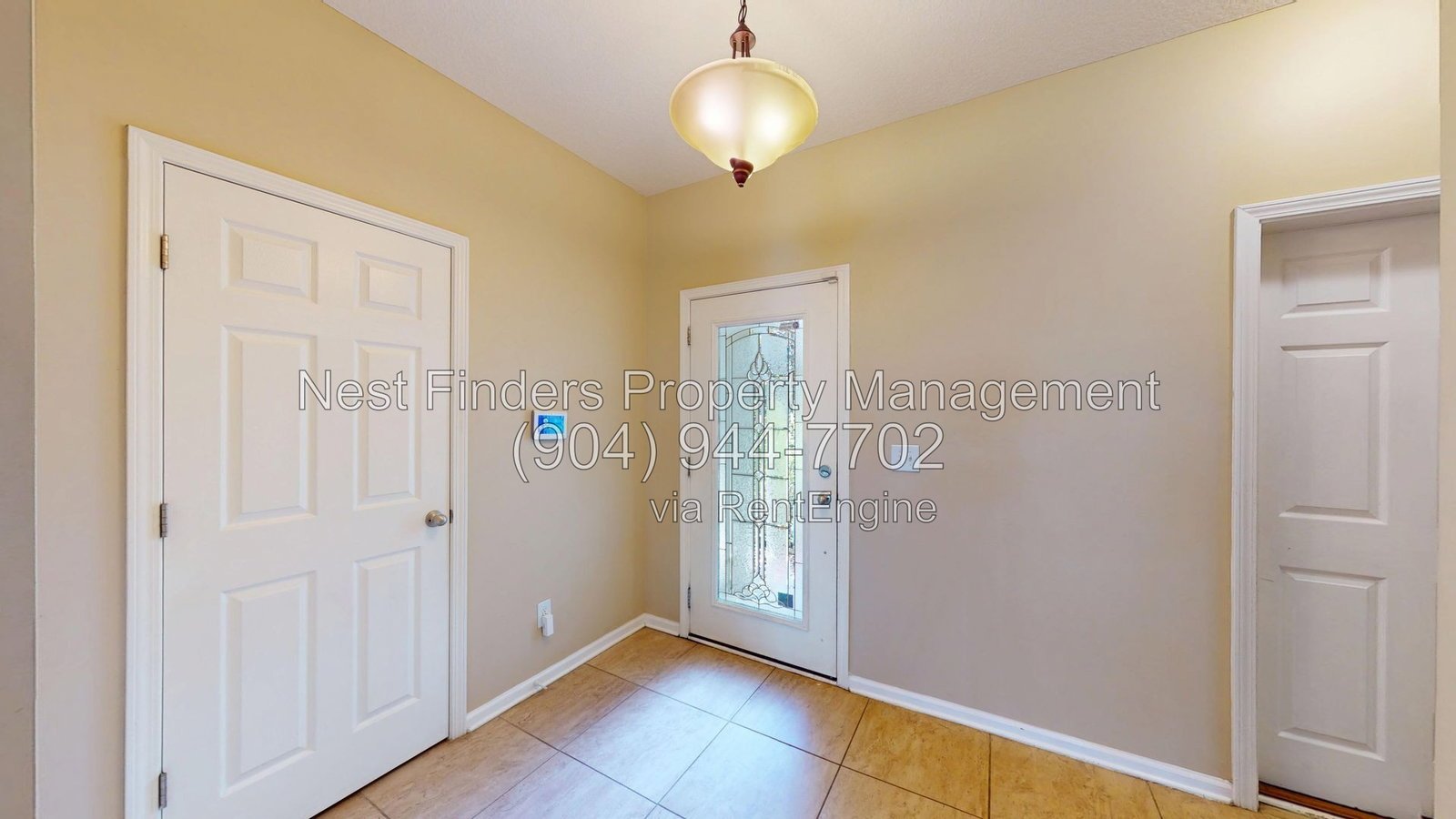 Beautiful 4 bedroom, 2.5 bathroom home in Greenleaf Village at Nocatee! property image