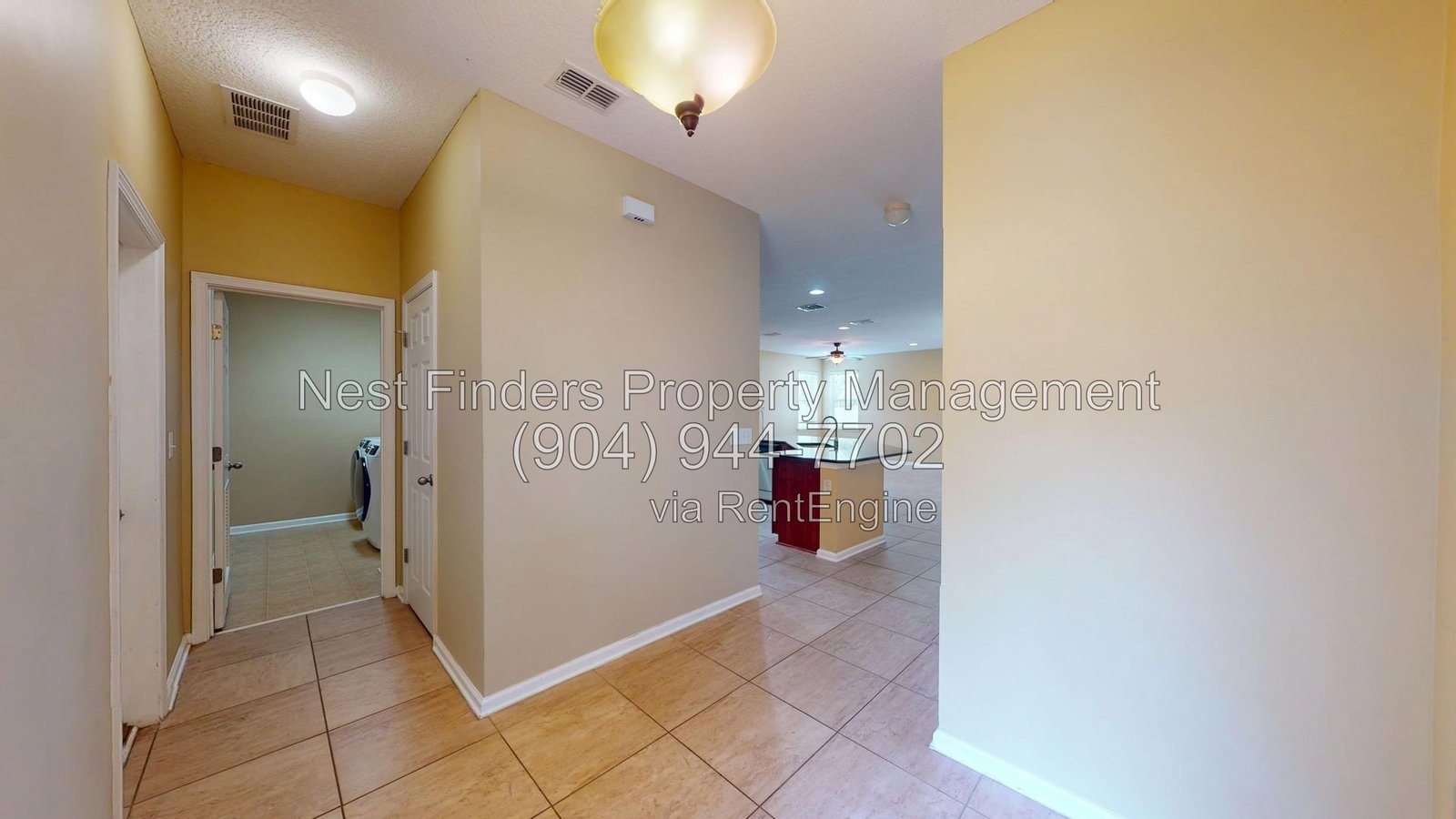 Beautiful 4 bedroom, 2.5 bathroom home in Greenleaf Village at Nocatee! property image